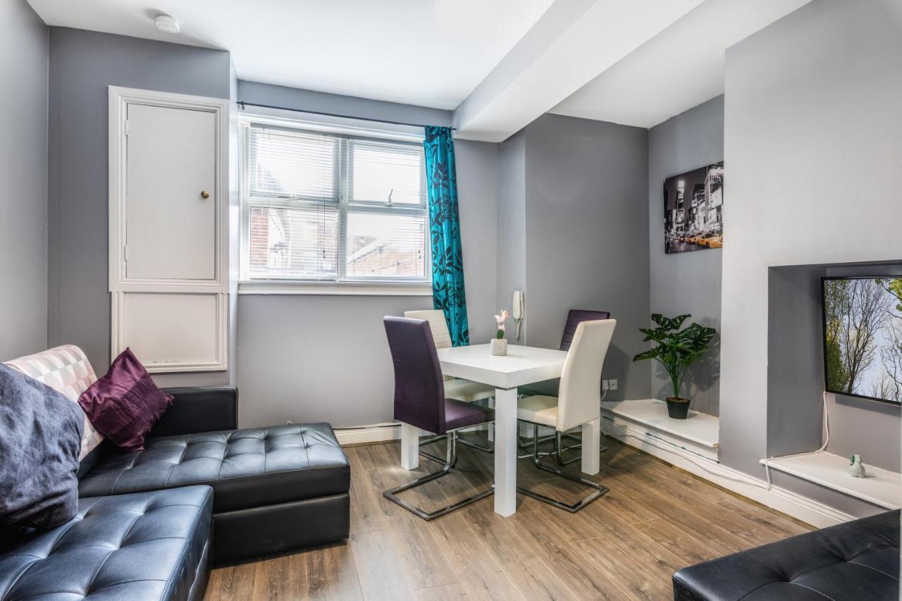Sunderland City Centre Apartments Free Parking And Wi-Fi Buitenkant foto