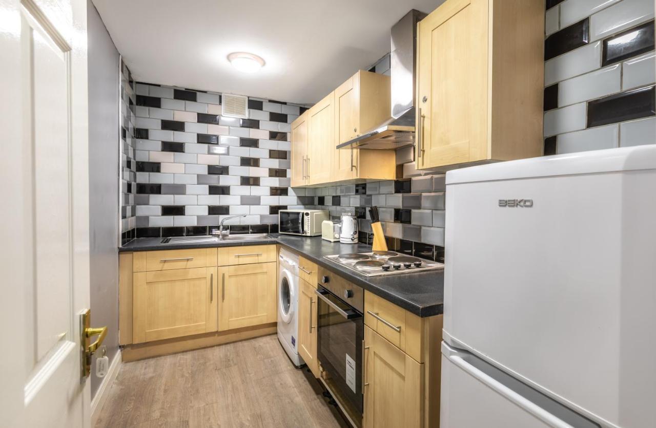 Sunderland City Centre Apartments Free Parking And Wi-Fi Buitenkant foto