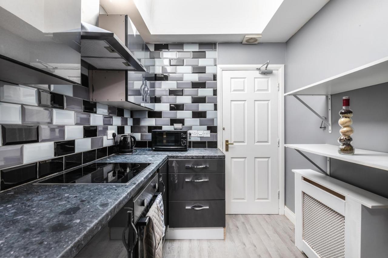 Sunderland City Centre Apartments Free Parking And Wi-Fi Buitenkant foto
