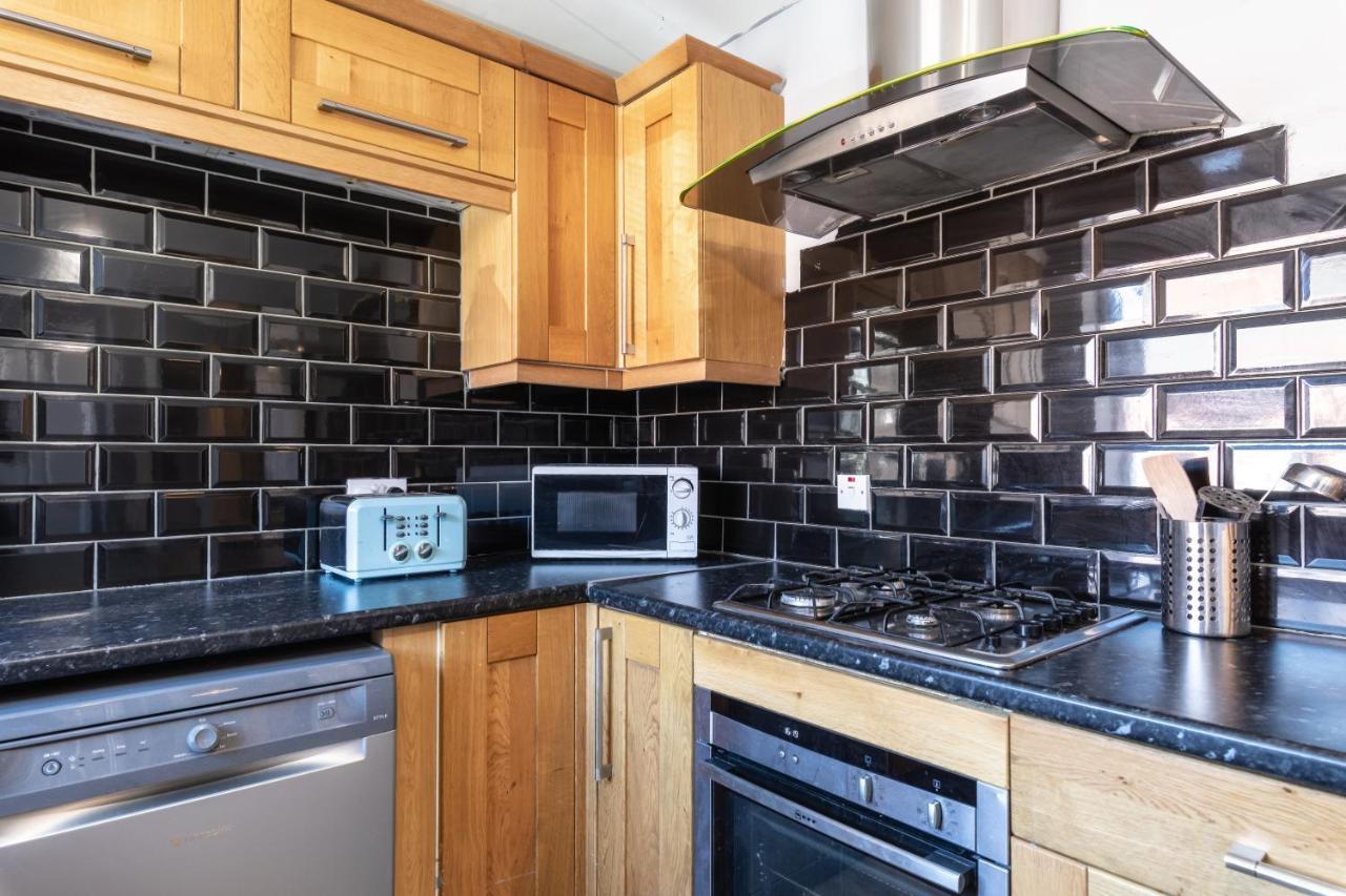 Sunderland City Centre Apartments Free Parking And Wi-Fi Buitenkant foto